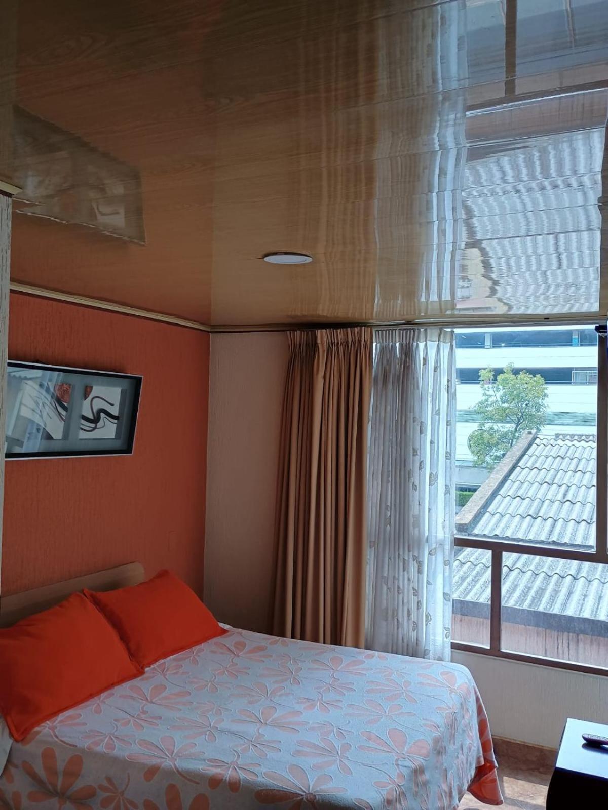 Hoteles Bogota Inn Galerias Zewnętrze zdjęcie